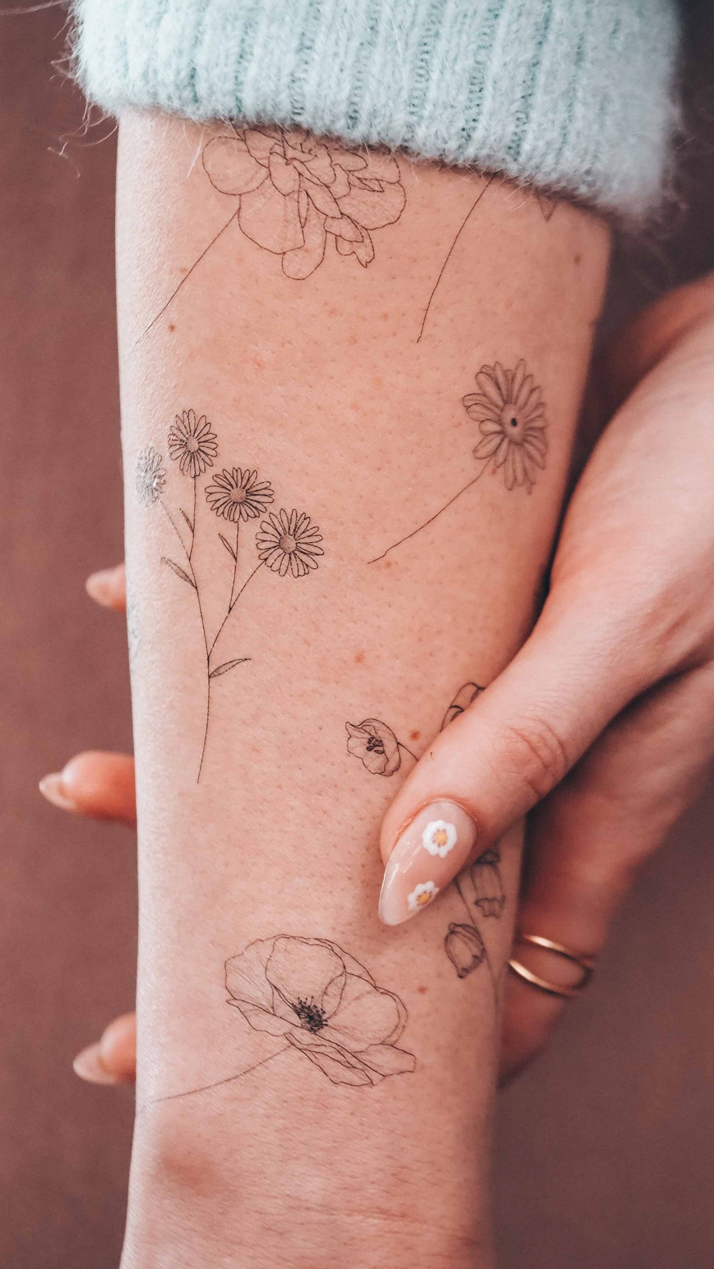 Birthflowers July–December, temporary tattoos